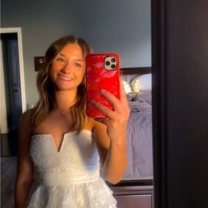 Meet your Posher, Mia